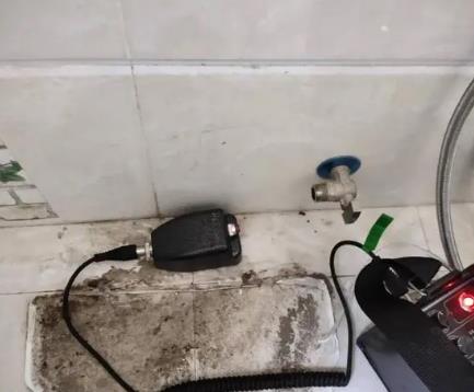 通化屋顶漏水维修公司分享下卫生间漏水的危害及解决方法